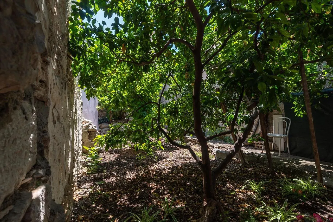 House Polus Villa Trogir 0*,  Croatia