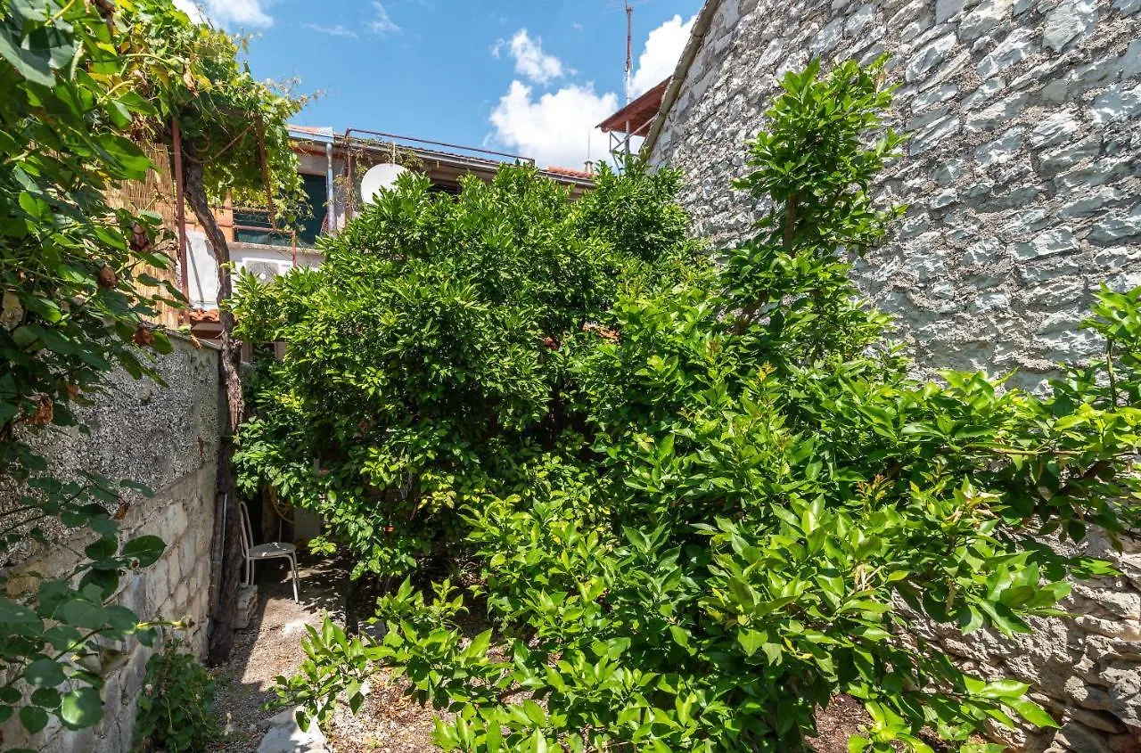 House Polus Villa Trogir 0*,